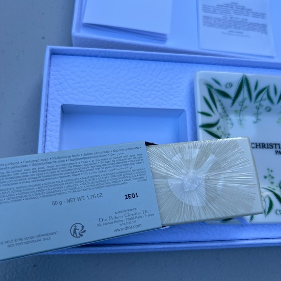 Dior Green and White Bath Accessories Set by Christian Dior NEW - Picture 2 of 10